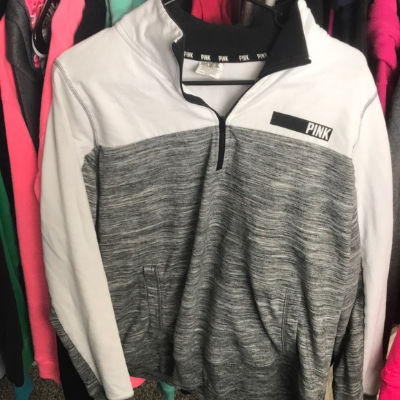 PINK Victoria's Secret Tops - Pullover